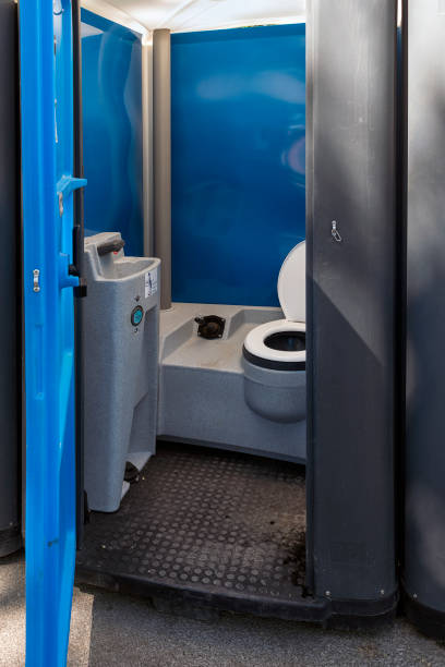 Best Porta potty rental near me  in Baxter Springs, KS