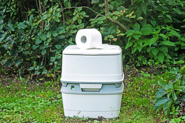 Best Portable restroom trailer rental  in Baxter Springs, KS
